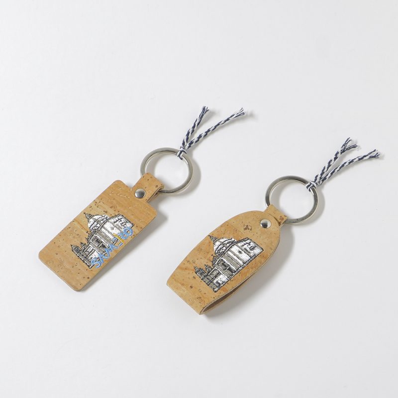 Porta-chaves em cortiça da imagem do Santuário do Sameiro