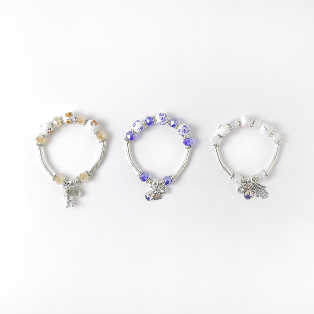 011-011-511-80001-Pulseira pandora variadas-Santuario-do-Sameiro-Braga-Portugal.jpg