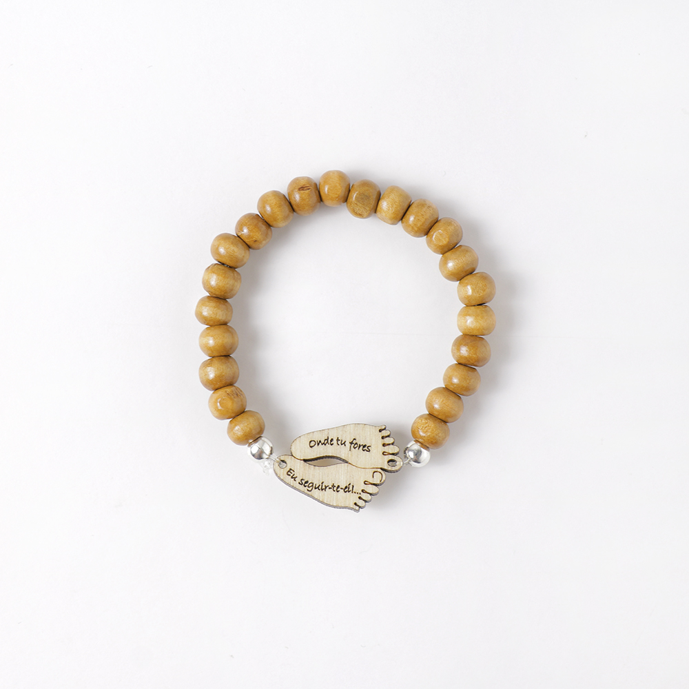 011-011-511-P686-Pulseira de madeira com pézinho-Santuario-do-Sameiro-Braga-Portugal.jpg