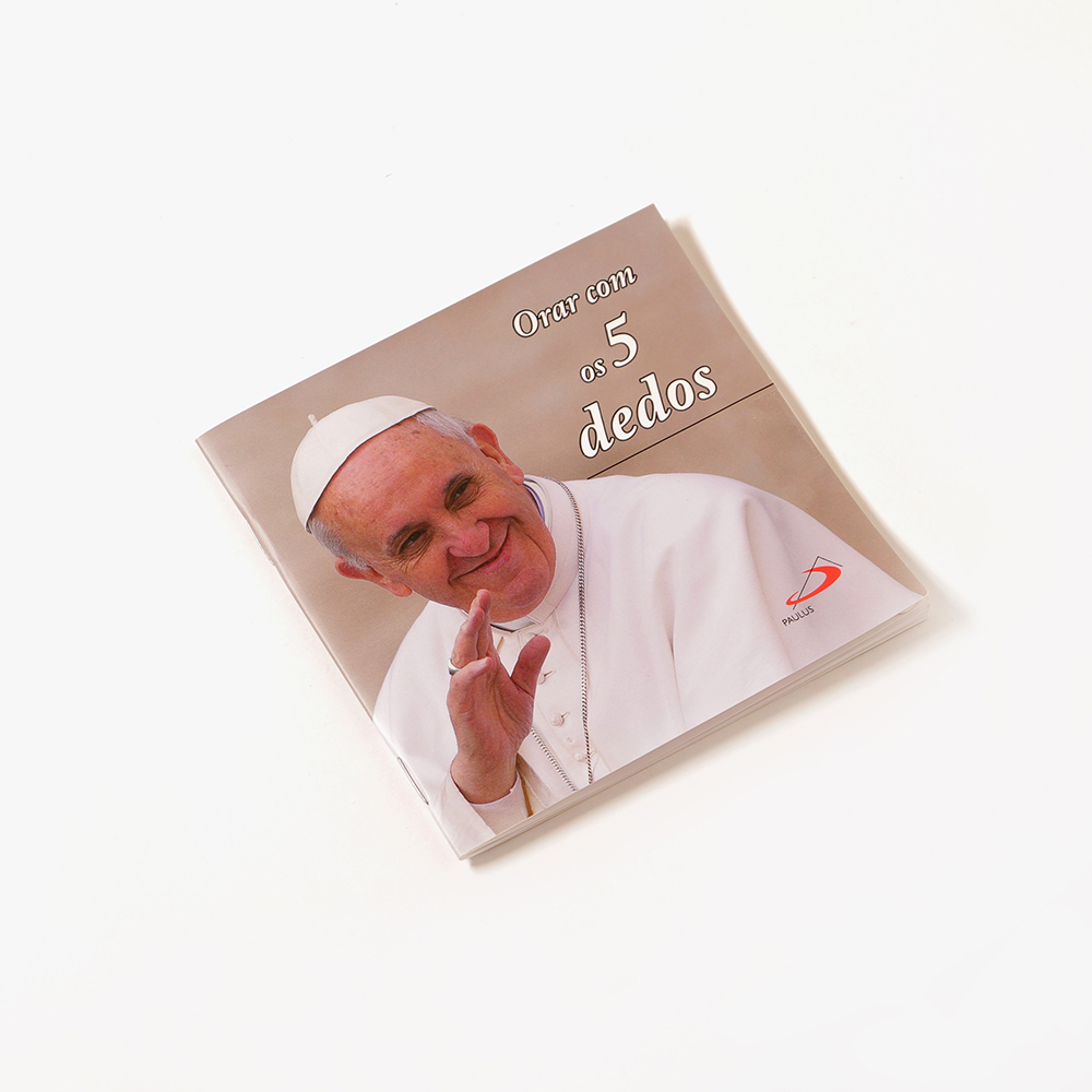 005-008-502-7588-Orar-com-os-5-dedos_Santuario-do-Sameiro-Braga-Portugal-c