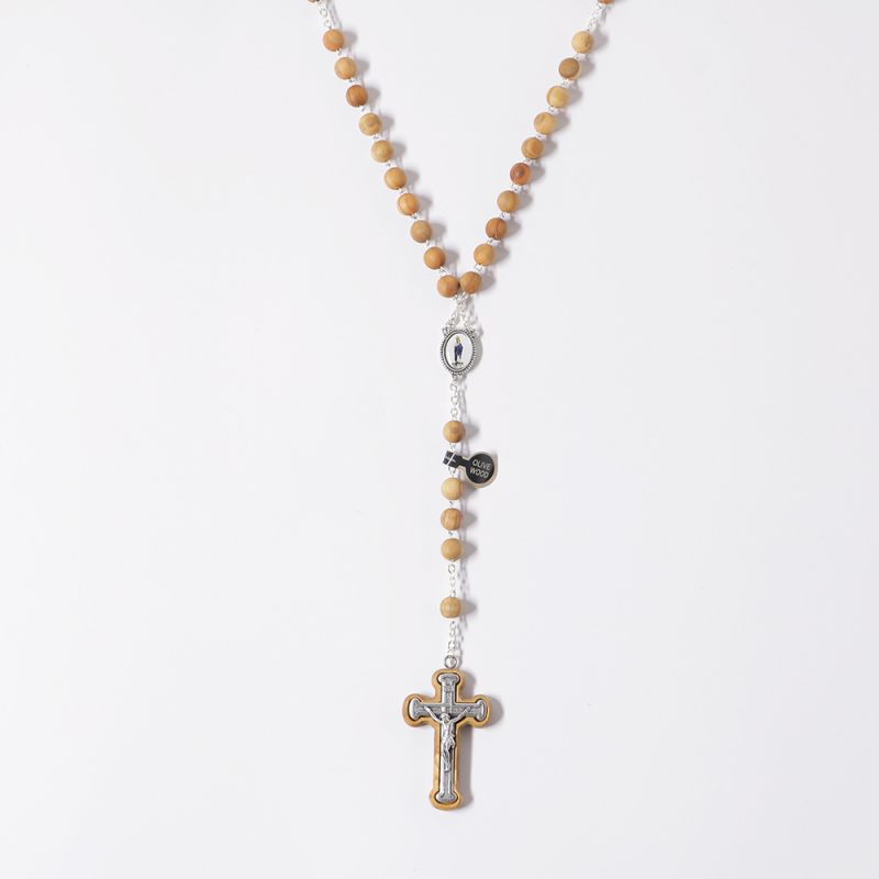 009-011-504-CRMO.Terço madeira.de.oliveirm50cm_Santuario-do-Sameiro-Braga-Portugal-cortadomeio