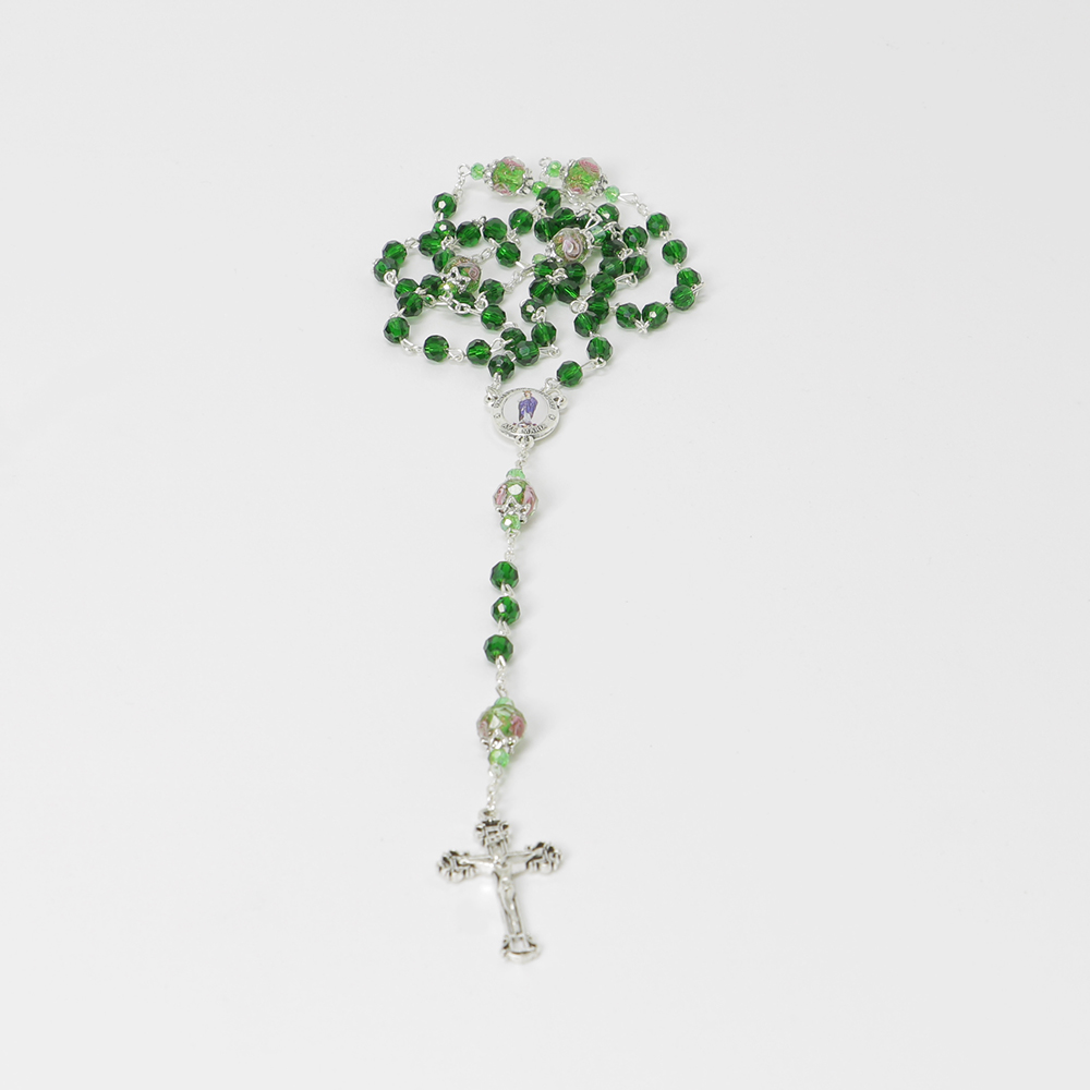 009-012-2501-1122-Terco verde com rosas nas contas-Santuario-do-Sameiro-Braga-Portugal