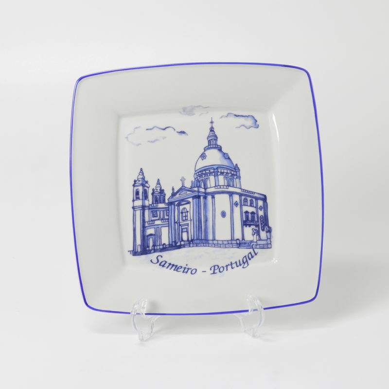 011-018-519-GS48-Prato em ceramica aprox Sameiro-Santuario-do-Sameiro-Braga-Portugal.jpg